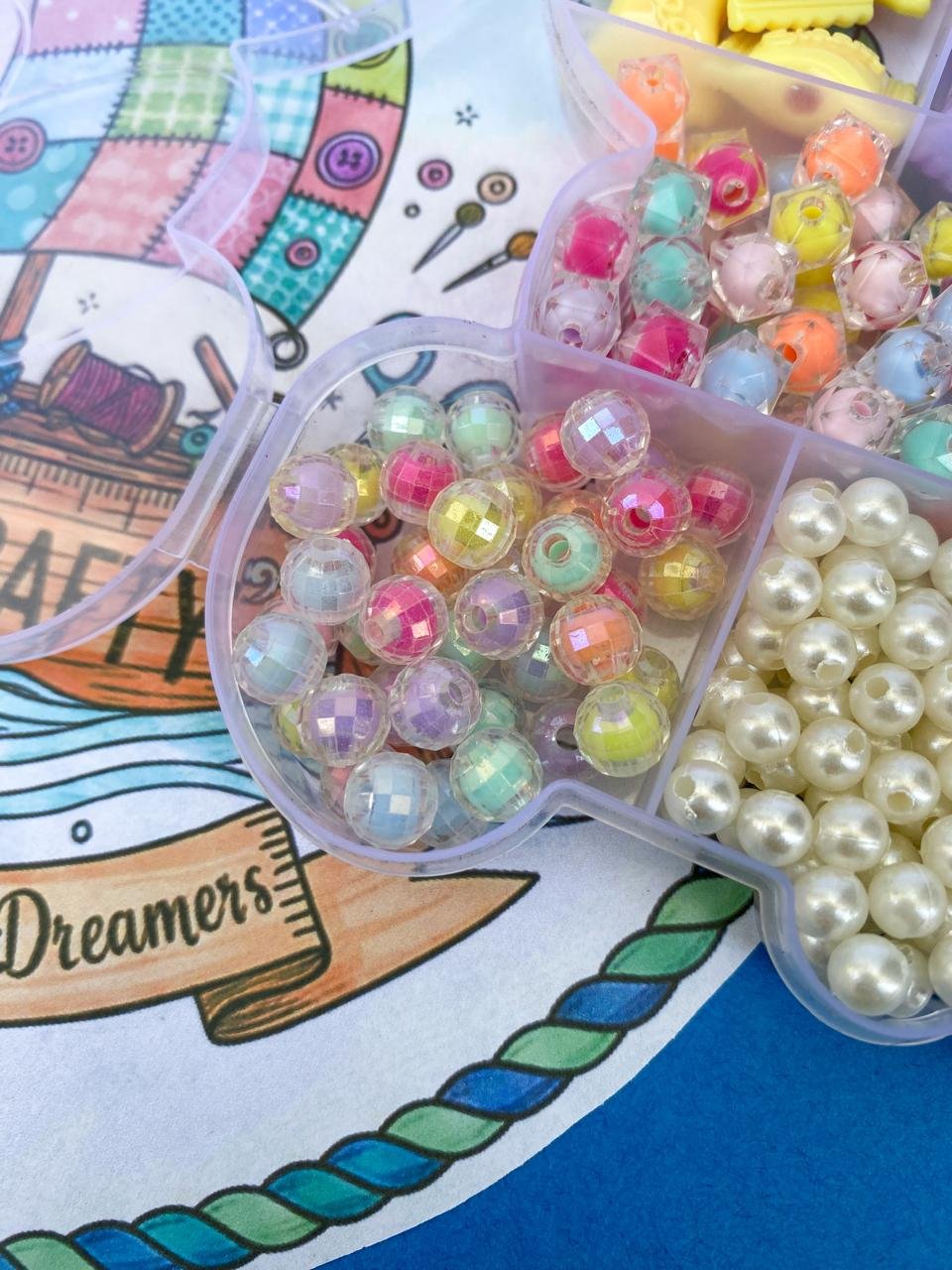 Kitty toffee Beads Box